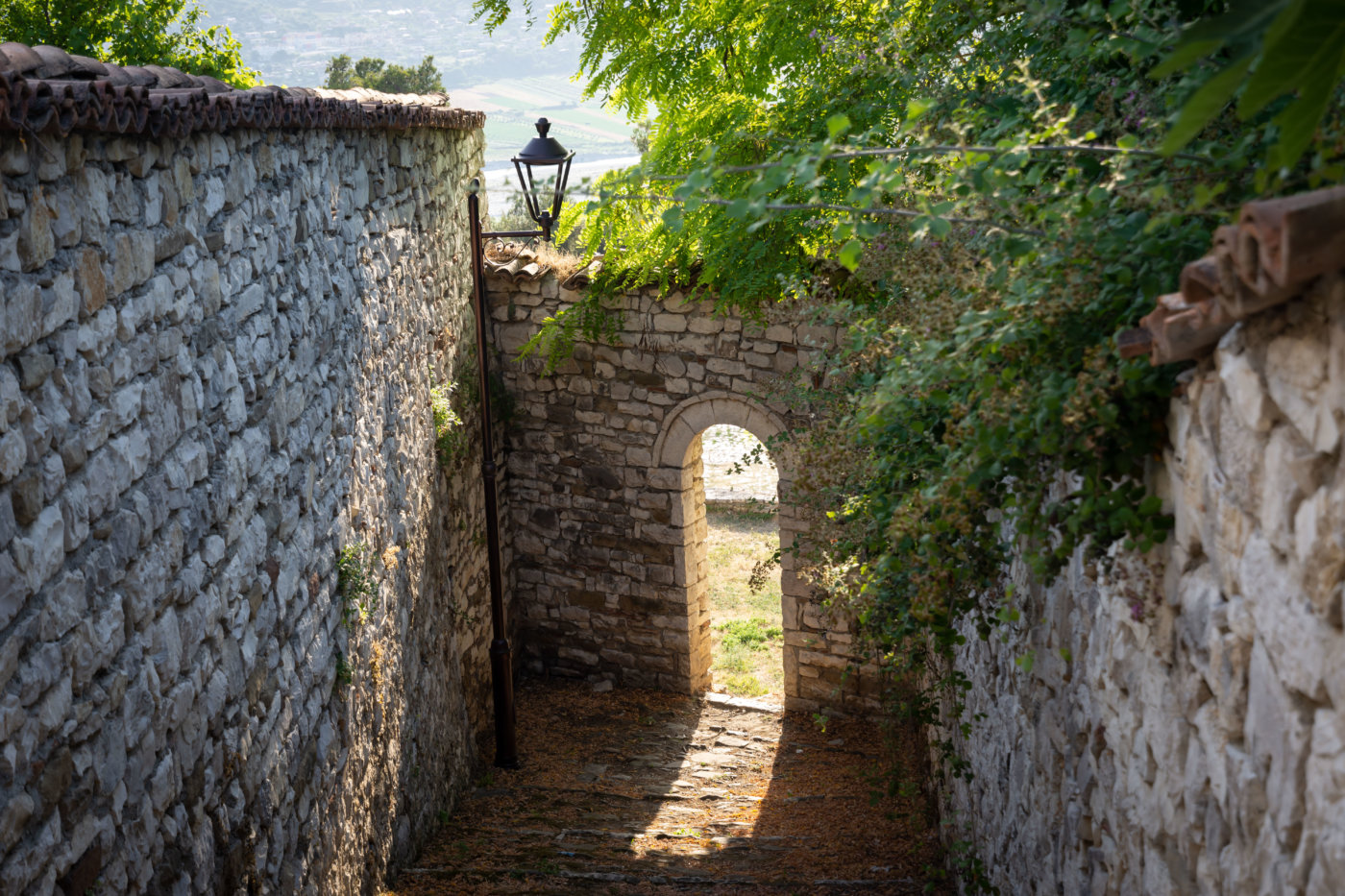 Berat en Albanie un château et mille fenêtres Blog voyage