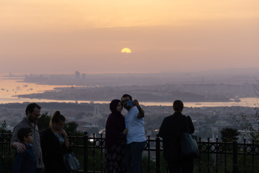 Coucher de soleil sur Istanbul depuis la colline Camlica