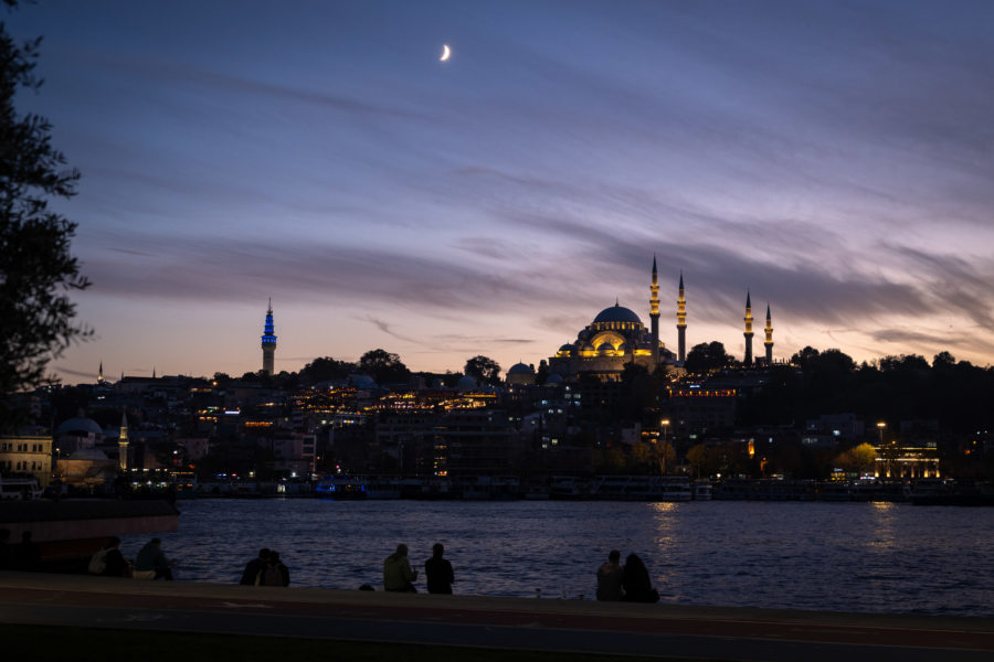 Istanbul et le bosphore de nuit