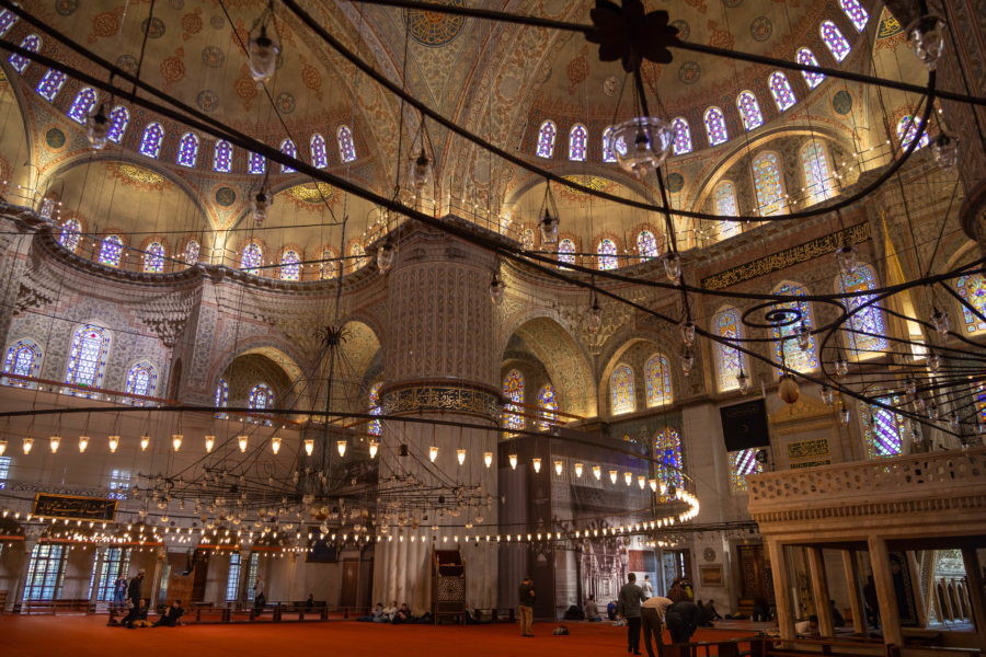 Visite de l'intérieur de la mosquée bleue à Istanbul