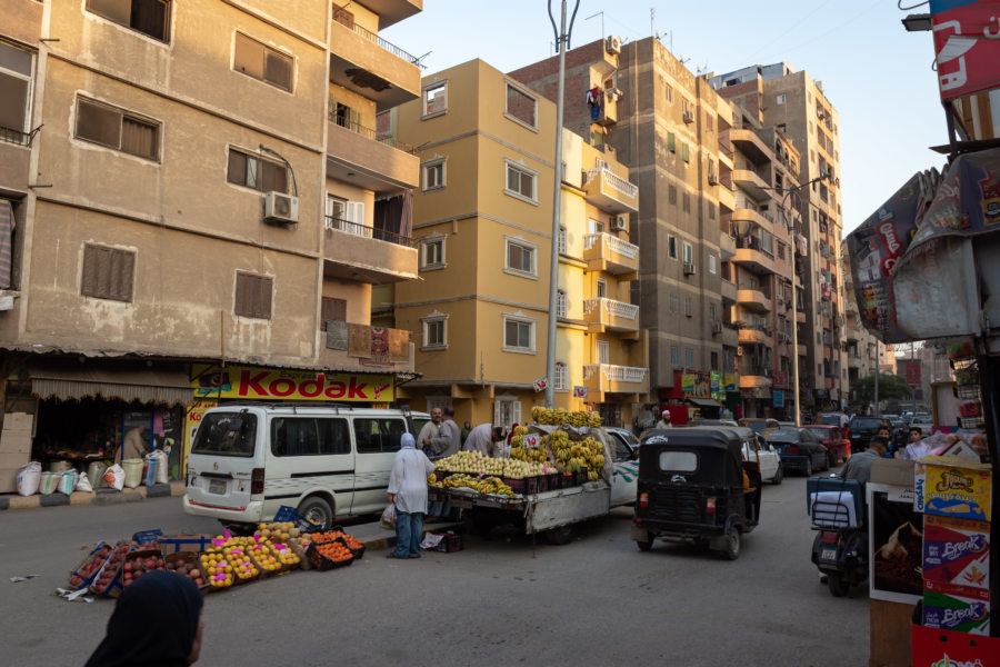 Ambiance dans une rue de Gizeh, Egypte