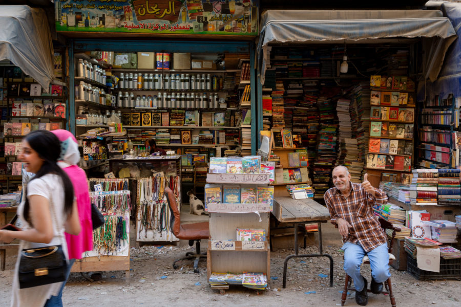 Bouquinistes à Alexandrie en Egypte