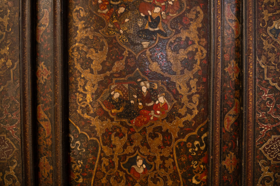 Beau plafond en bois au musée Gayer Anderson