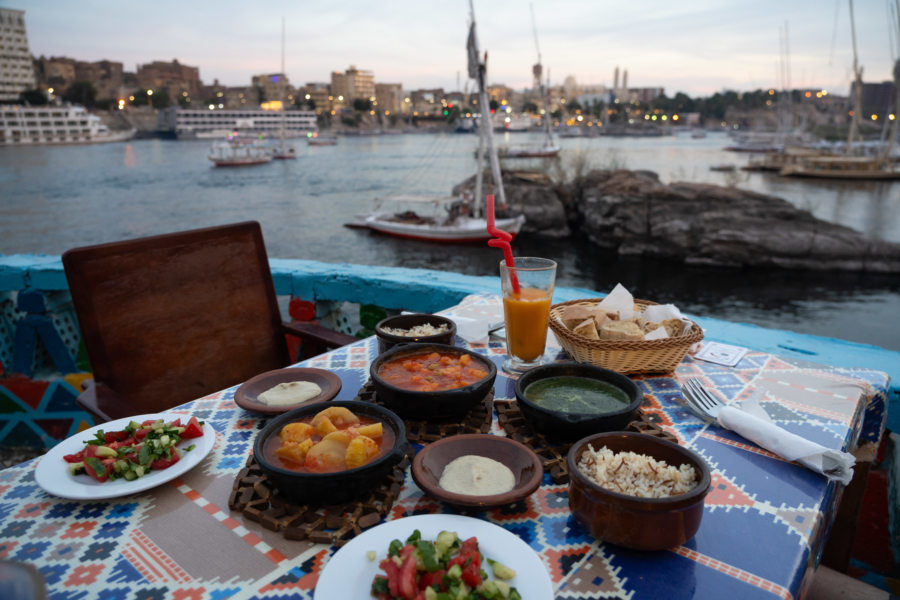 Restaurant avec vue sur le Nil à l'île Elephantine, Assouan