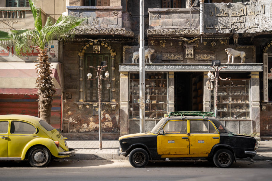 Taxi jaune et noir, voyage à Alexandrie, Egypte