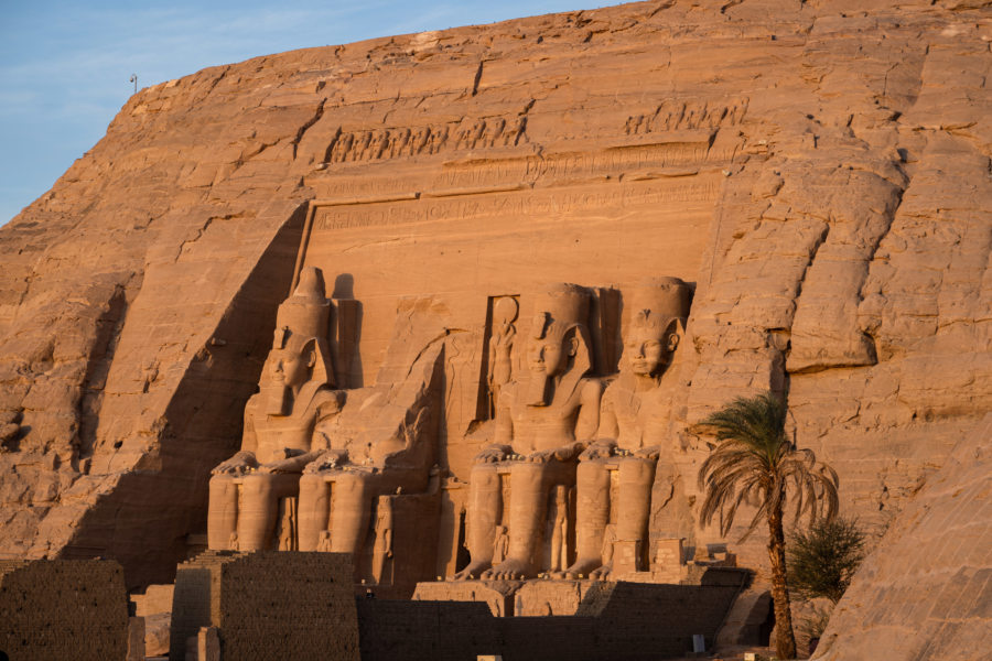 Temple de Ramses II à Abou Simbel, lever de soleil