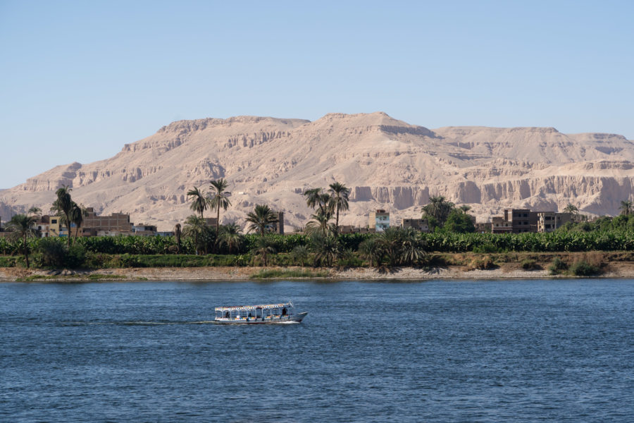 Vue sur la rive ouest de Louxor en Egypte