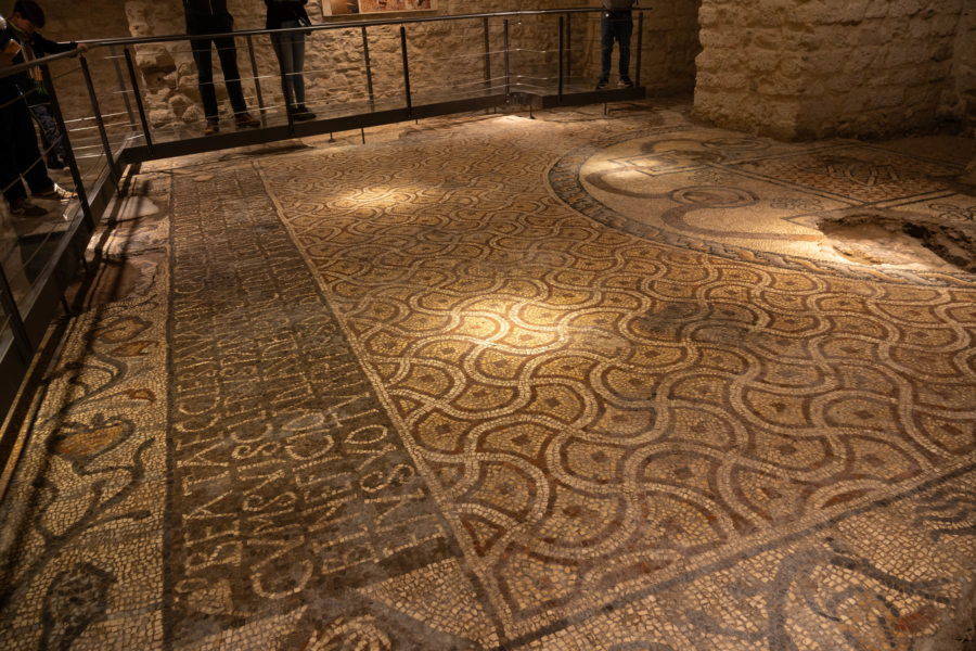 Mosaïques dans la cathédrale San Sabino à Bari, Pouilles