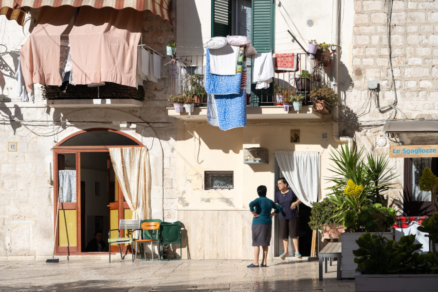 Scène de rue à Bari, Pouilles