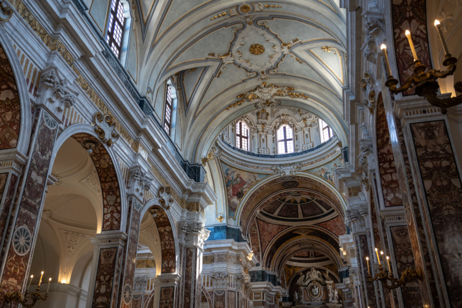 Visite de la cathédrale de Monopoli, Pouilles