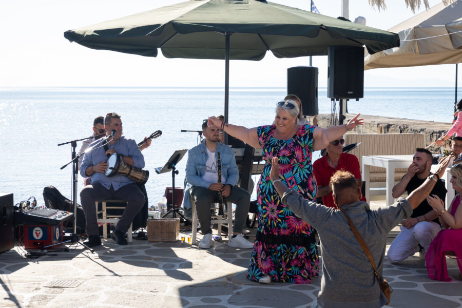 Danse et concert à Milina, Grèce