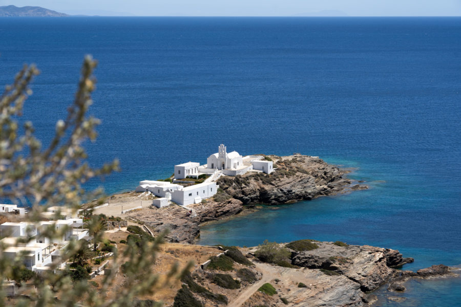 Monastère de Chrysopigi sur l'île de Sifnos en Grèce