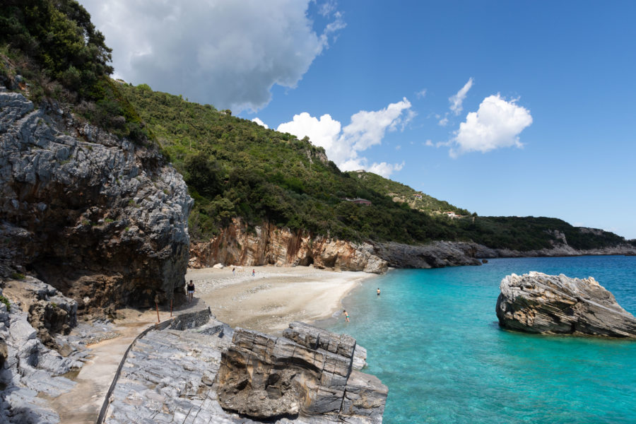 Plage de Milopotamos dans le Pélion, Grèce