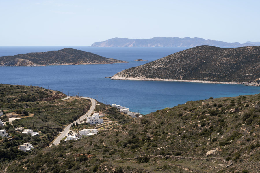 Paysages sur la route vers Chrysopigi à Sifnos