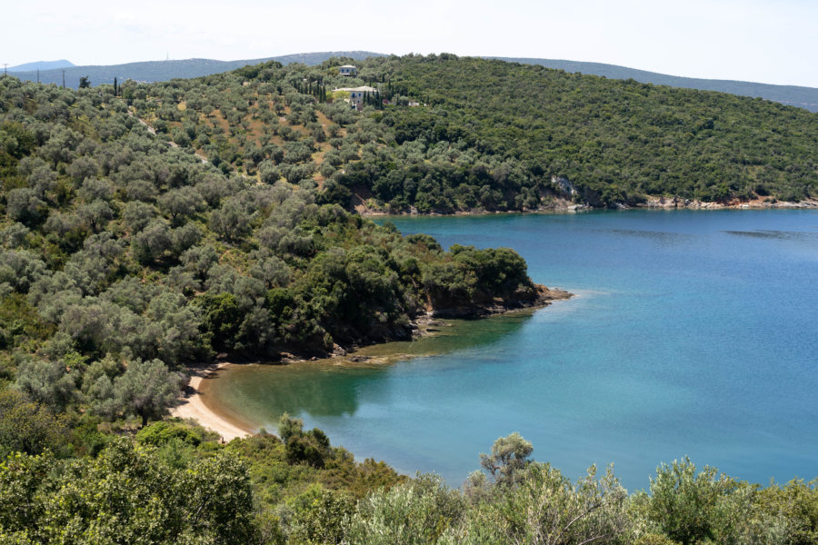 Plage de Tzasteni au sud du Pélion en Grèce