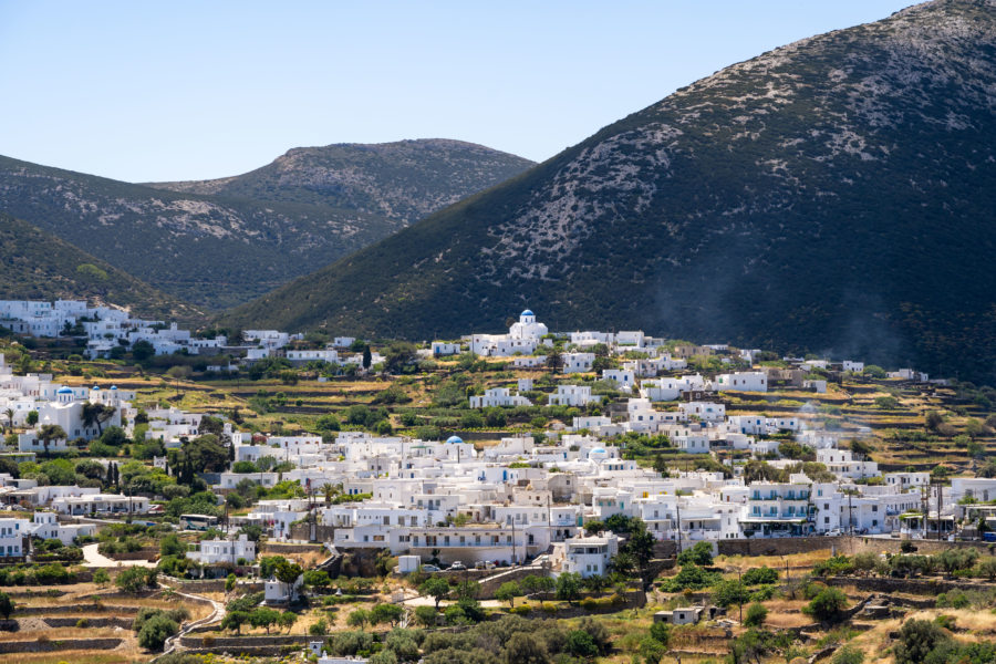 Vue sur Apollonia depuis Artemonas à Sifnos