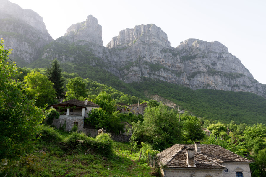 Paysage à Mikro Papingo, montagnes de Zagoria