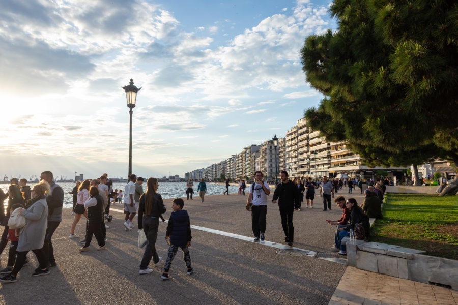 Promenade en bord de mer à Thessalonique