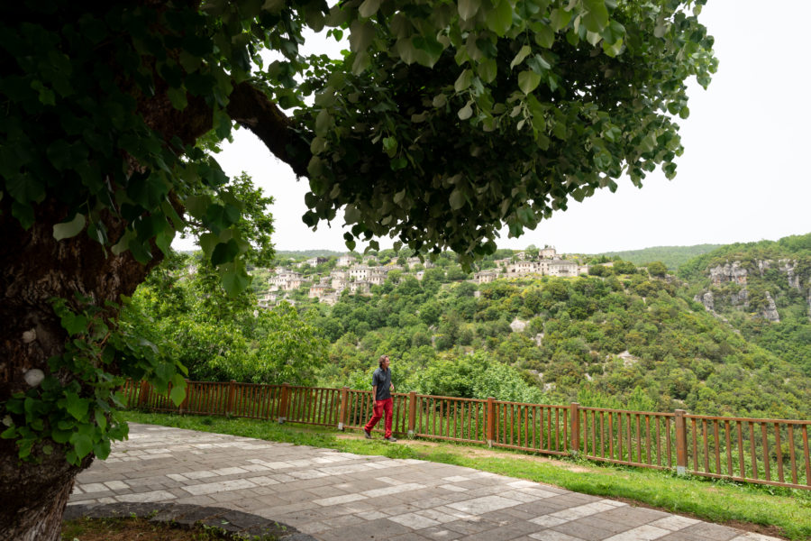 Vue sur Monodendri depuis Vitsa