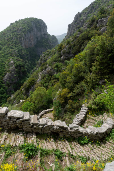 Vradeto step skala, randonnée dans les Zagoria en Grèce