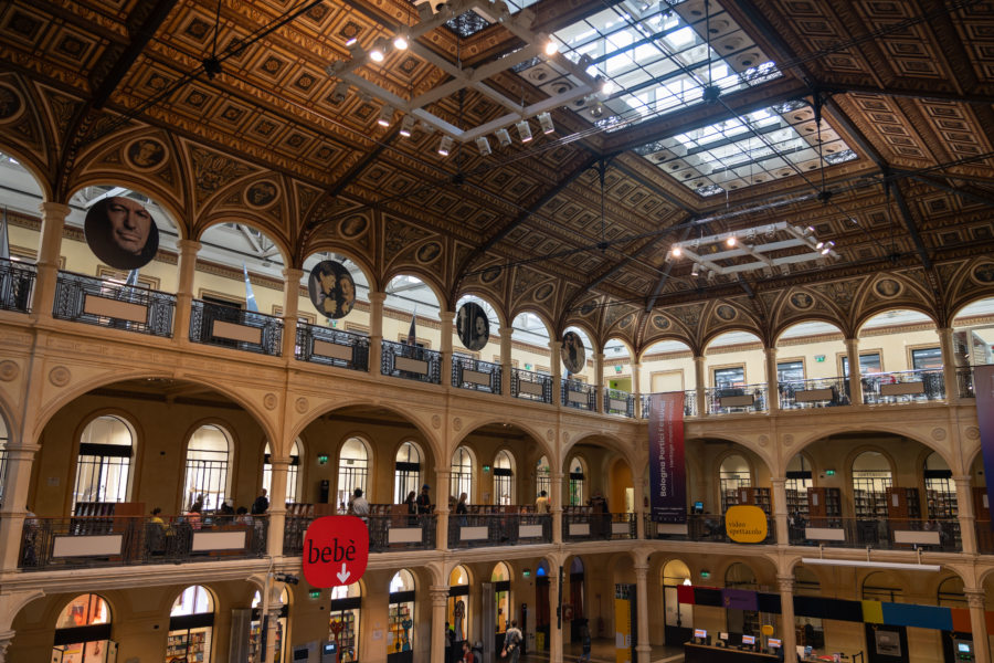 Bibliothèque Salaborsa à Bologne en Italie