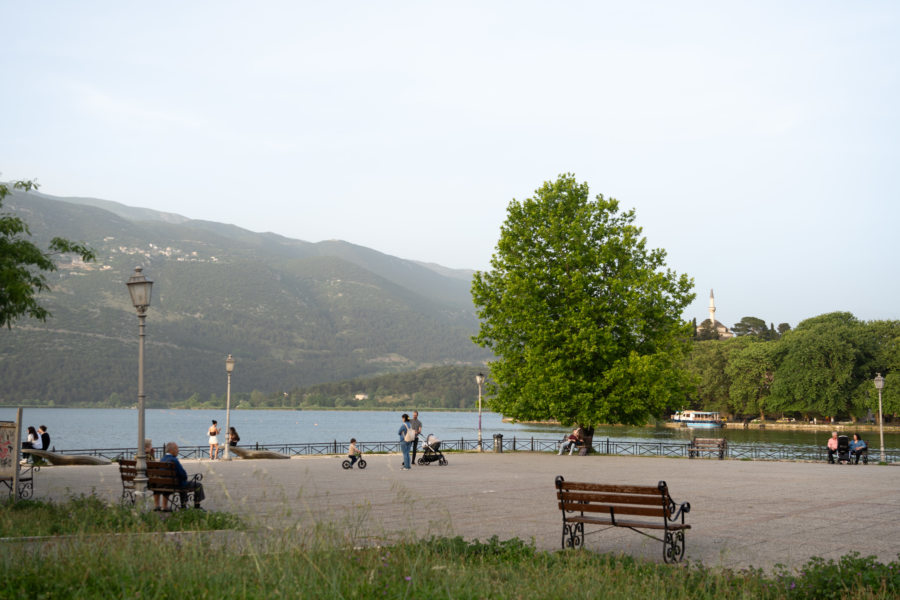 Au bord du lac Pamvotis à Ioannina