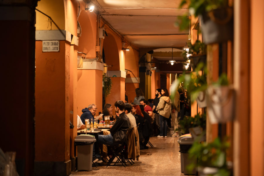 Restaurant quartier San Francesco à Bologne, Italie