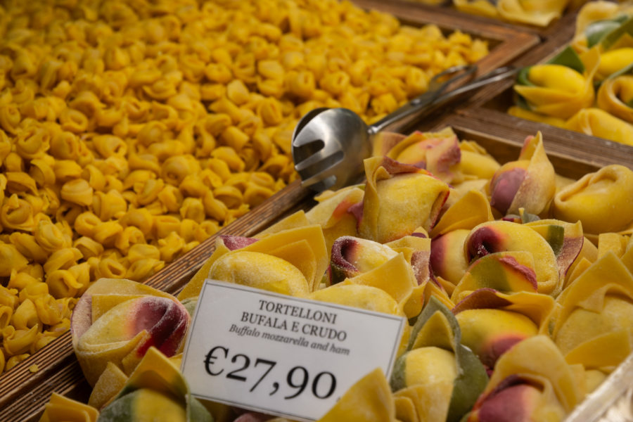 Tortelloni, pâtes de Bologne en Italie