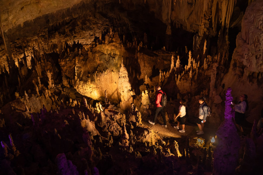 Visite de la grotte de Perama près de Ioannina, tourisme en Grèce